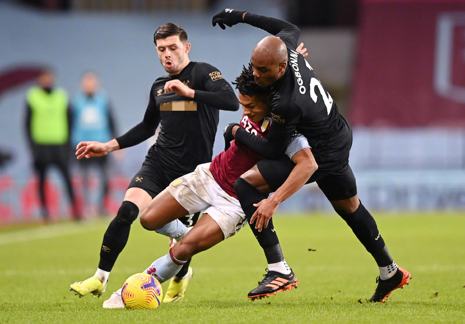 在防守端的 在防守端的